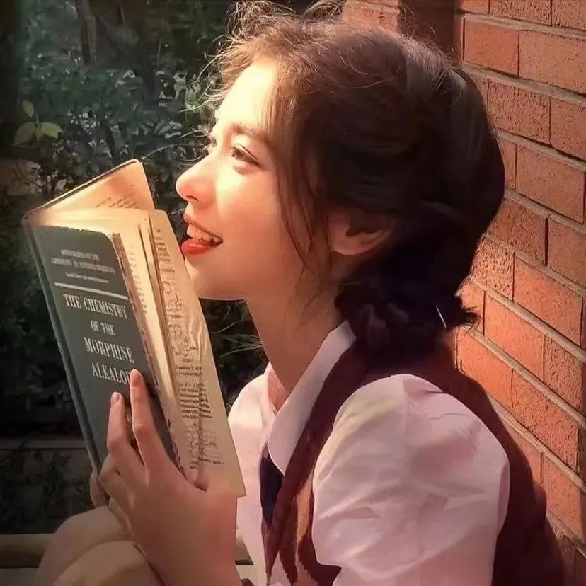 微观世界的奇遇《借东西的小人阿莉埃蒂》：地板下的拇指姑娘与患病人类男孩的短暂而唯美的友谊