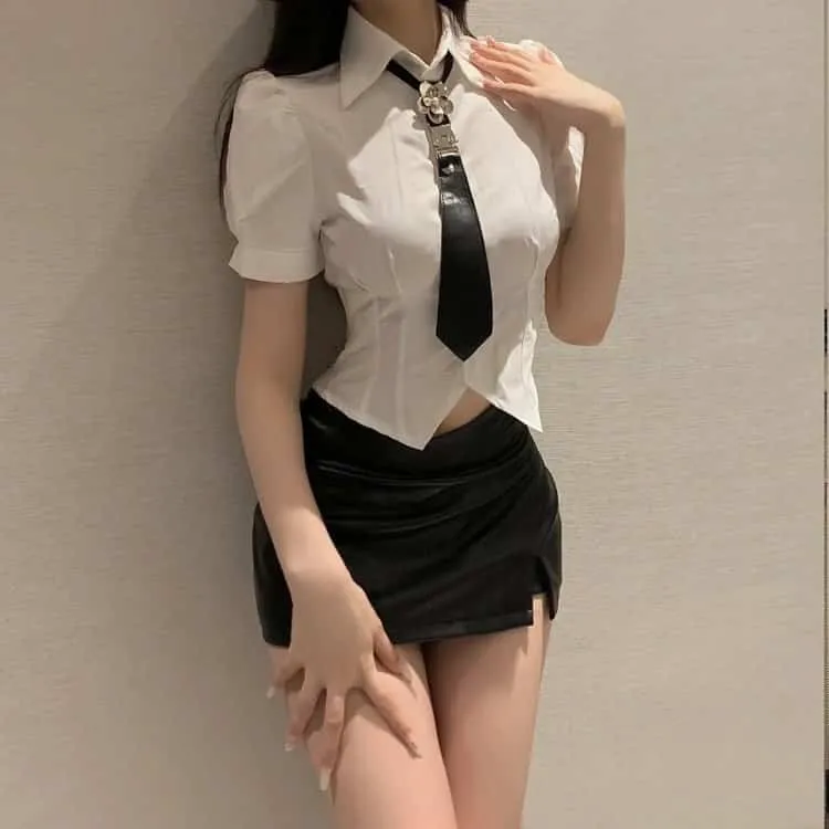 【社会反思】《明天，我会成为谁的女友》全集在线：出租女友、陪酒女、追星族的边缘女性真实生活图鉴