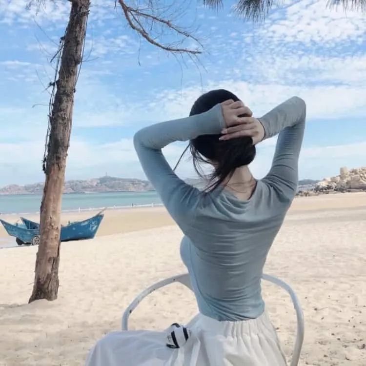 催泪致郁神作《Mother / 母亲》芦田爱菜封神之作：为了拯救被虐待的女孩，女教师决定成为诱拐犯